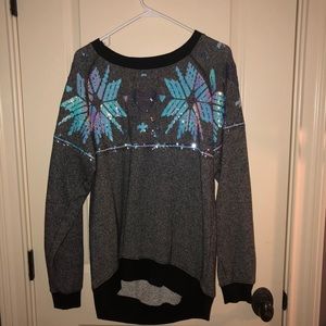 Cute winter sparkly sweatshirt